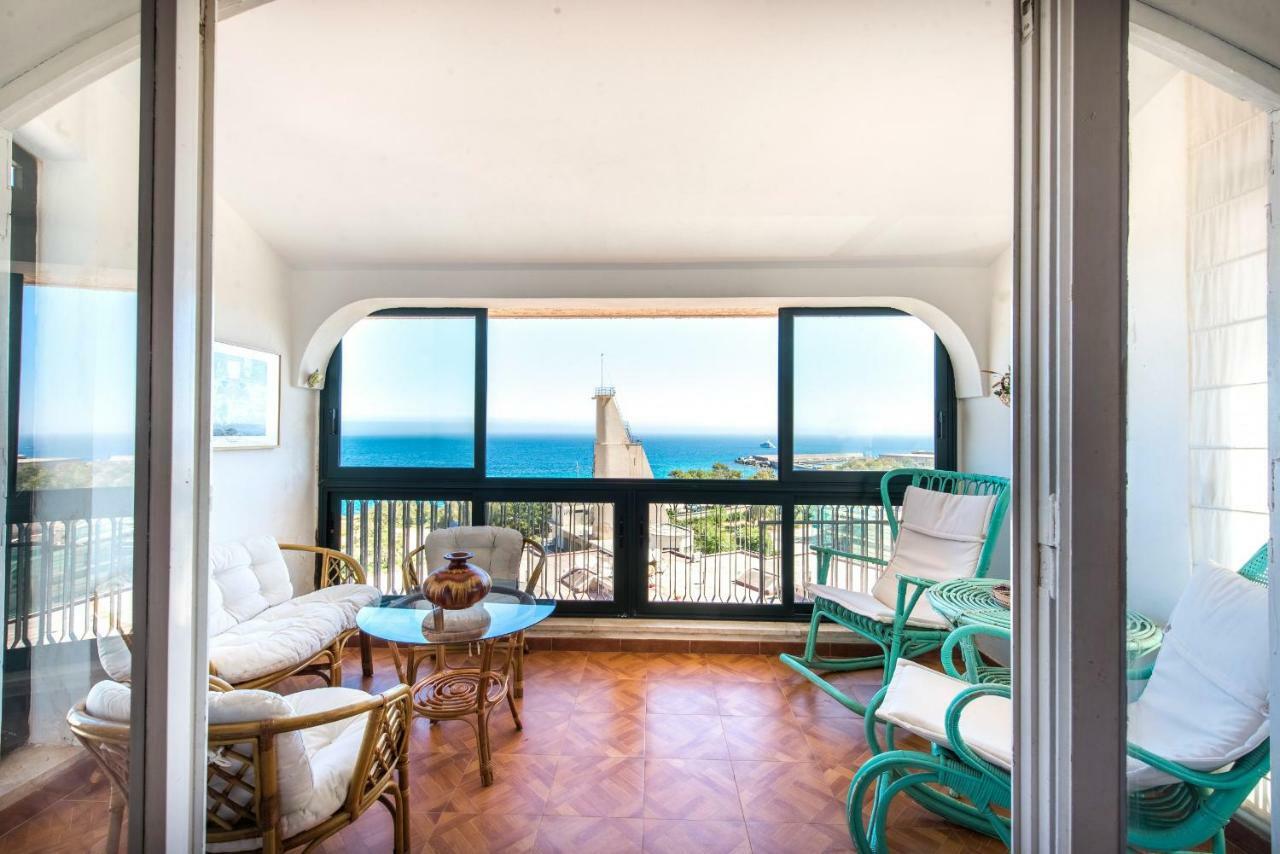 Casa Con Terrazza Sul Mare All'Addaura Palermo Exterior photo
